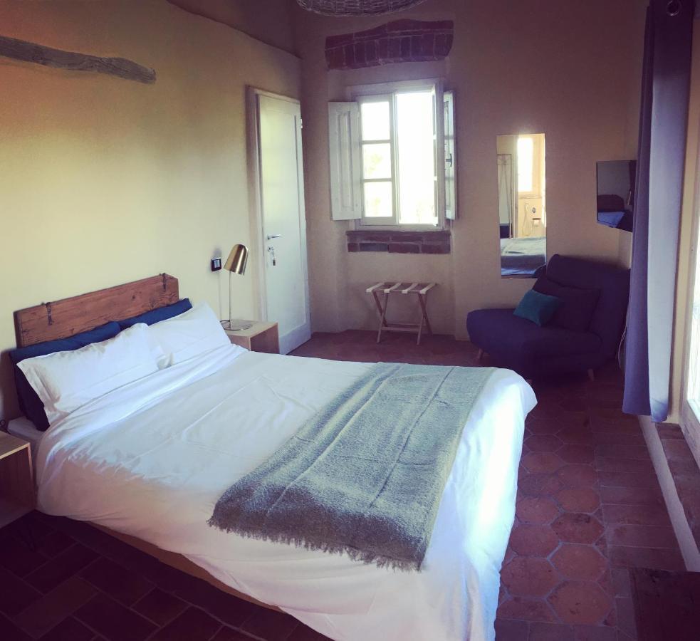 La Falconara