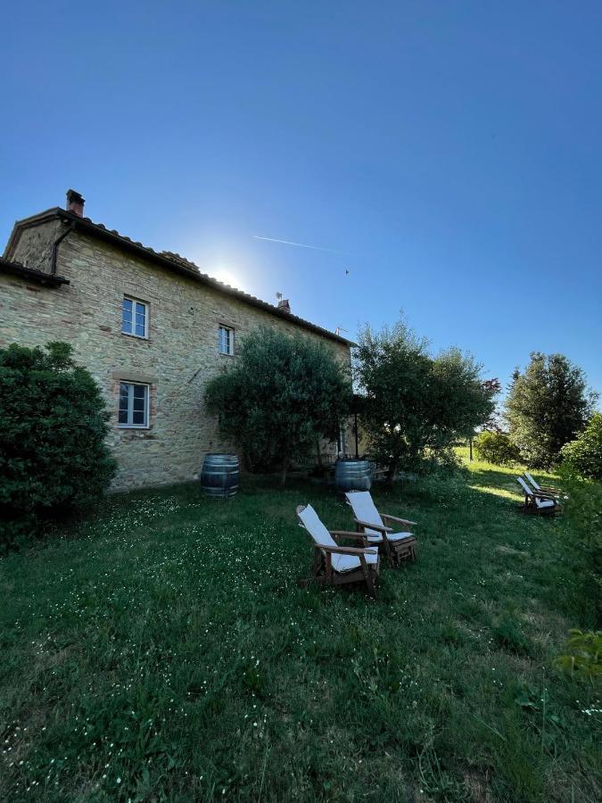 Alloggio per agriturismo La Falconara Montepulciano Stazione