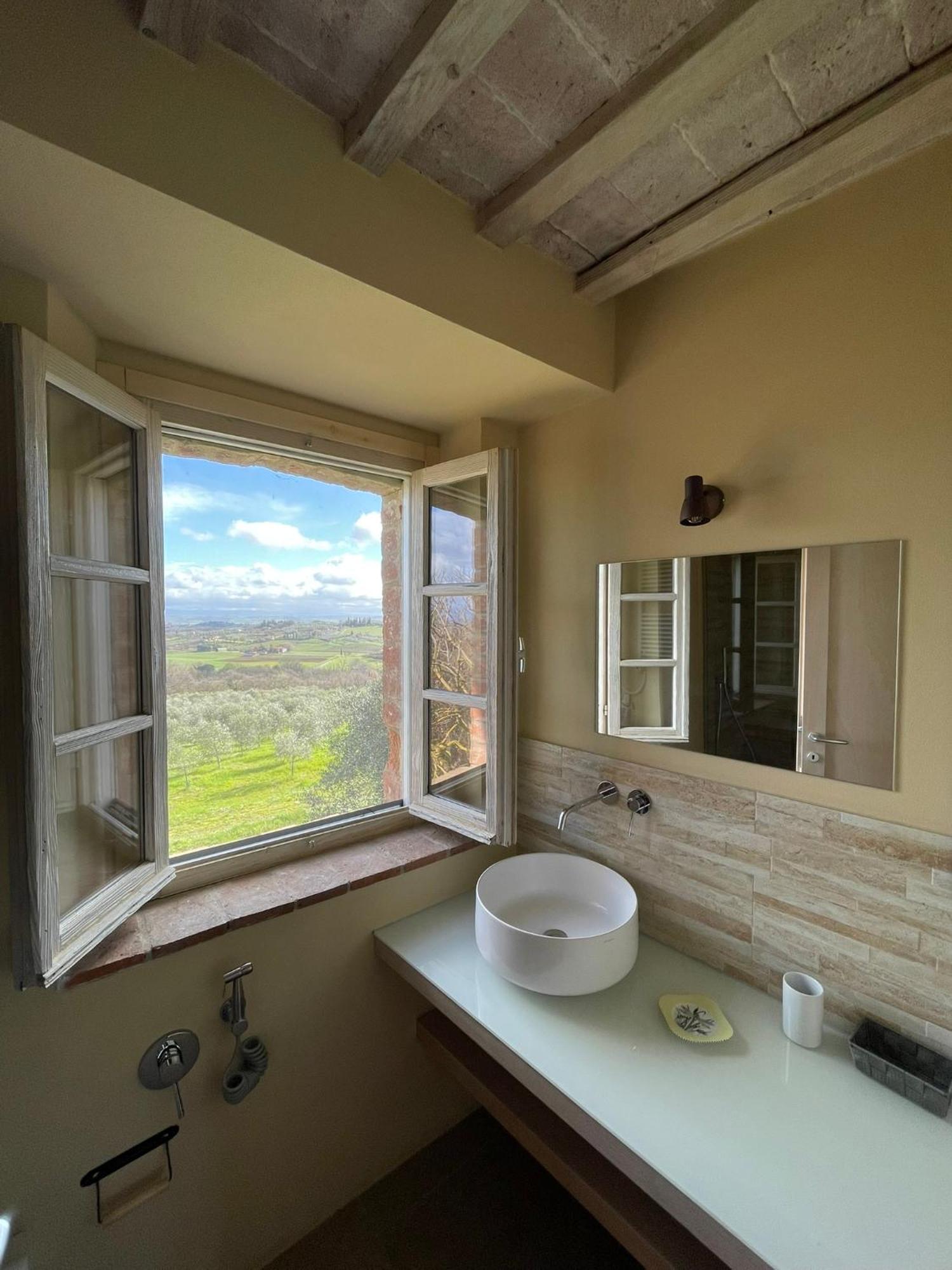 La Falconara Alloggio per agriturismo *