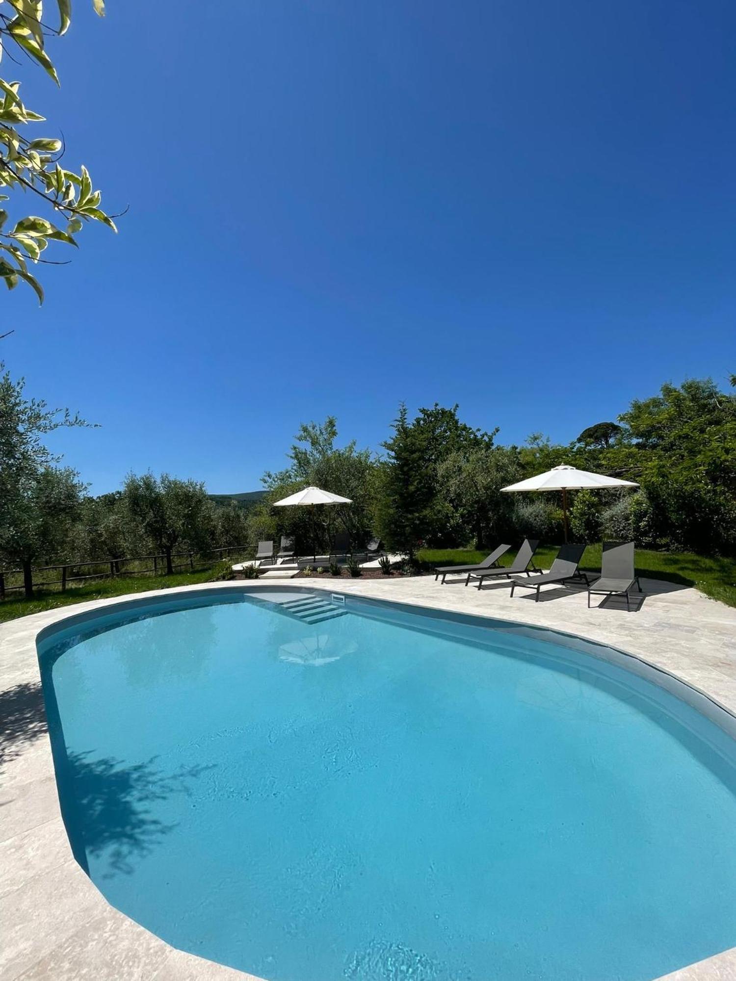La Falconara Farm stay *