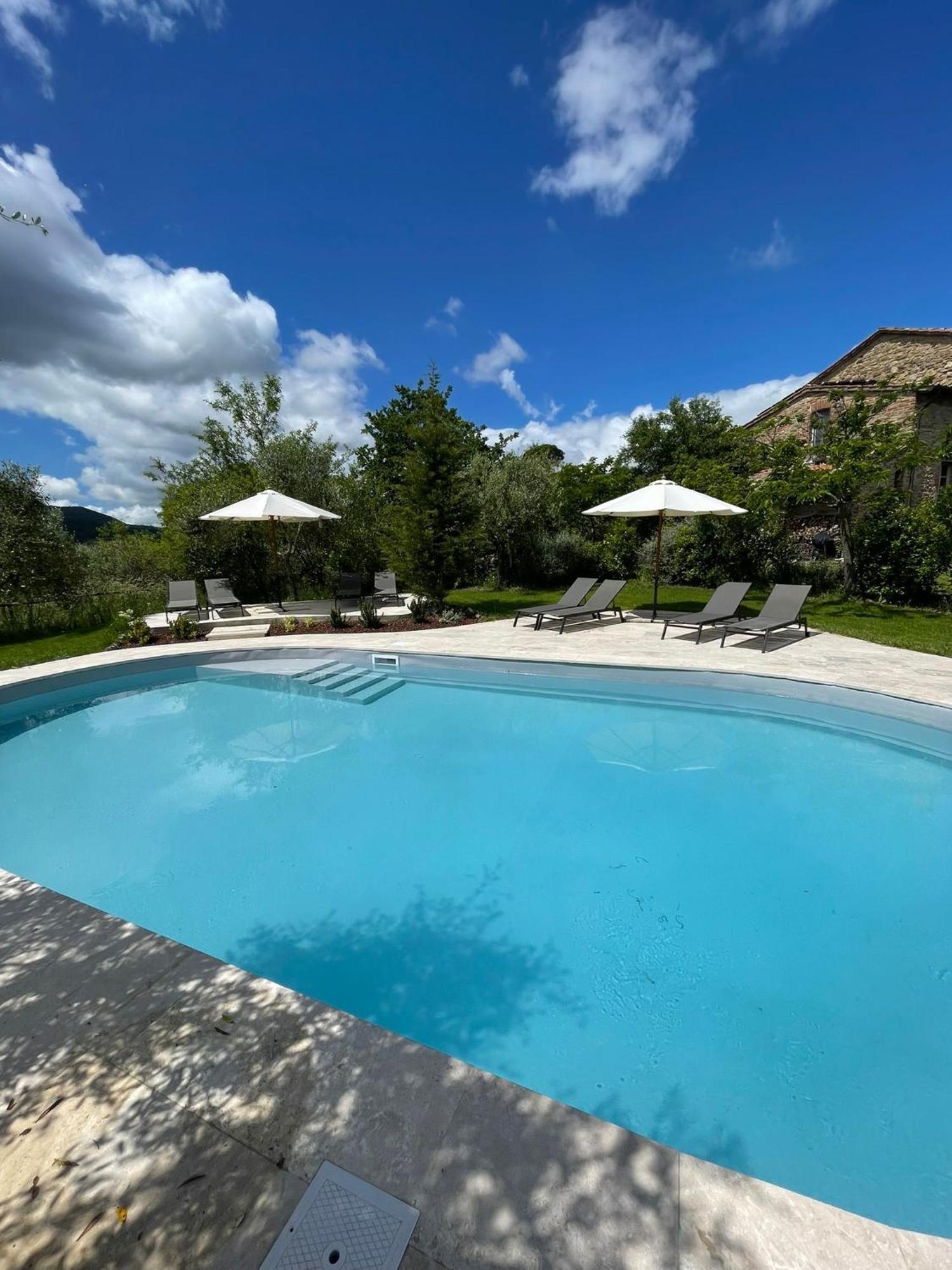 La Falconara Farm stay